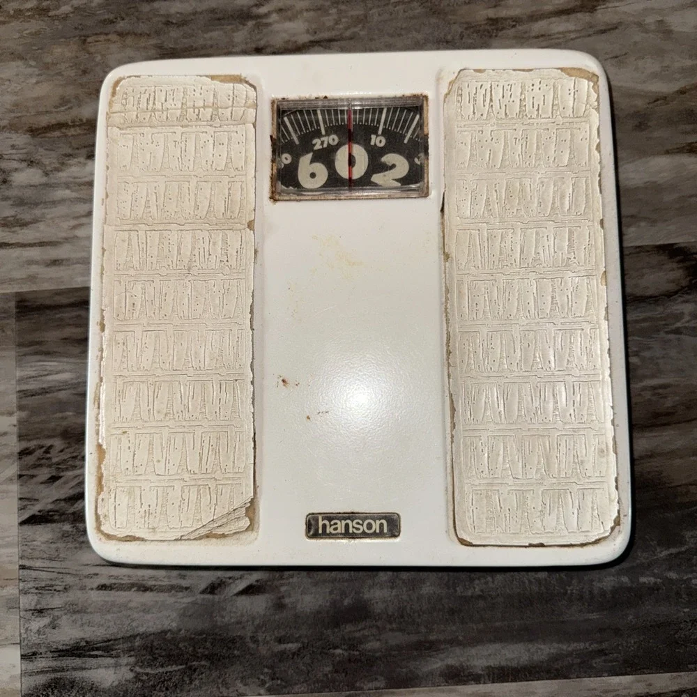 Vintage Hanson Bathroom Weight Scale White Retro Prop Wear Areas Works
